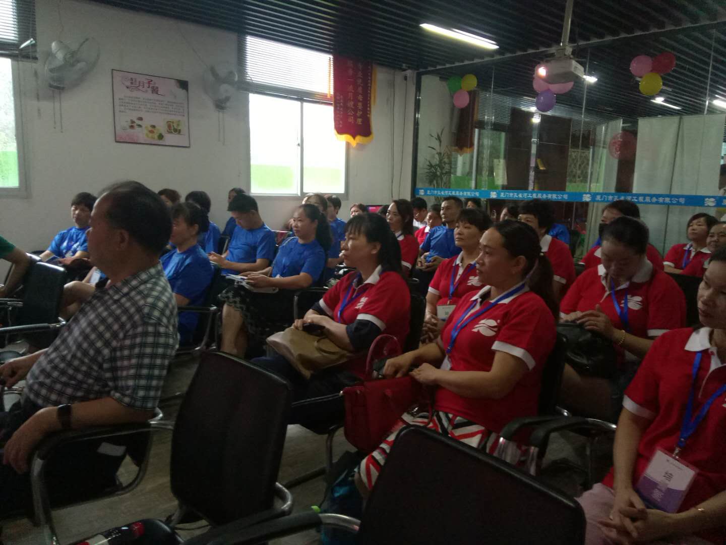 ץ��Ӗ(x��n)��(qi��ng)��(n��i)������ȸ�ӱ�ķ��ɩˎ�Ŏ���Ӗ(x��n)����M(j��n)����